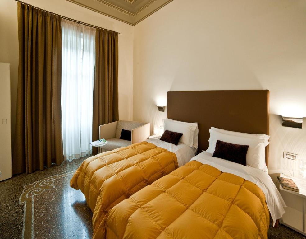 Town House Cavour Bed and Breakfast Reggio di Calabria Kamer foto