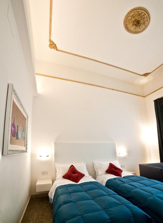 Town House Cavour Bed and Breakfast Reggio di Calabria Kamer foto