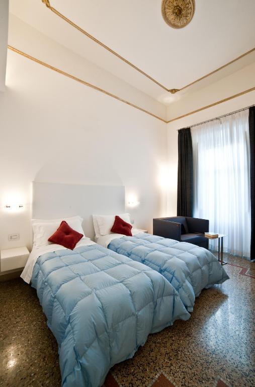 Town House Cavour Bed and Breakfast Reggio di Calabria Kamer foto