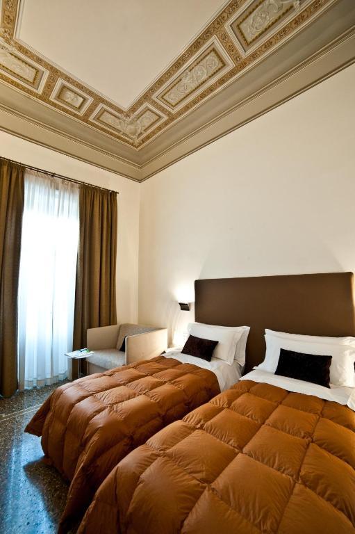 Town House Cavour Bed and Breakfast Reggio di Calabria Kamer foto