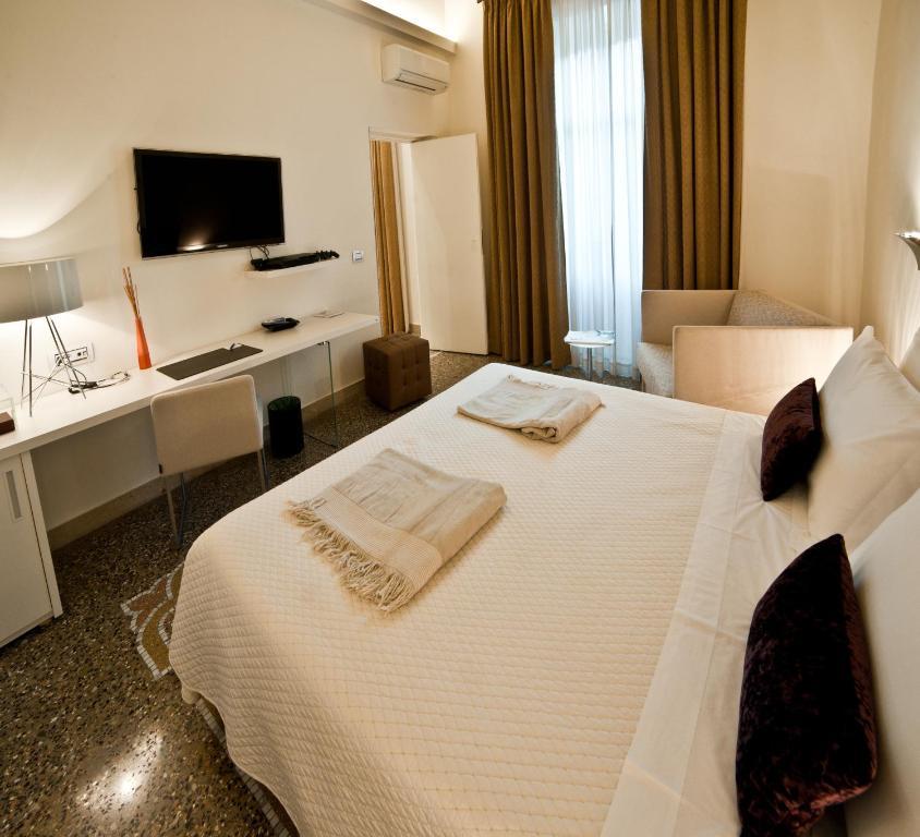 Town House Cavour Bed and Breakfast Reggio di Calabria Kamer foto
