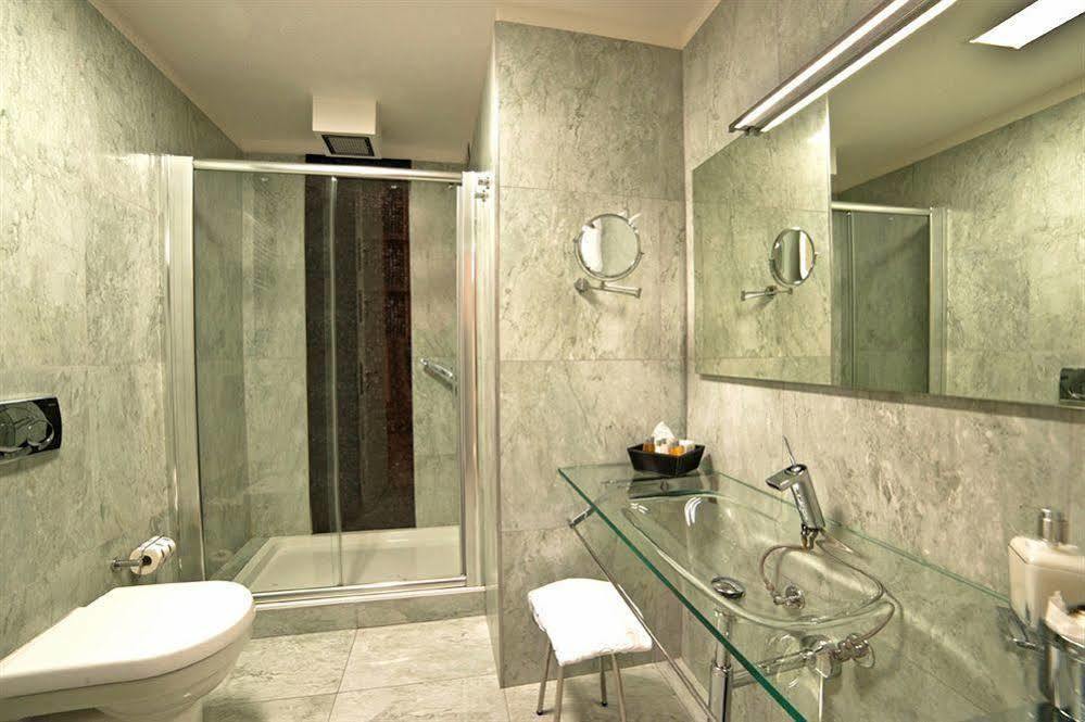 Town House Cavour Bed and Breakfast Reggio di Calabria Buitenkant foto